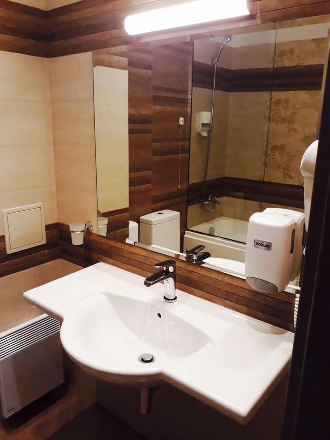 Hotel Etropolia Etropole Ngoại thất bức ảnh