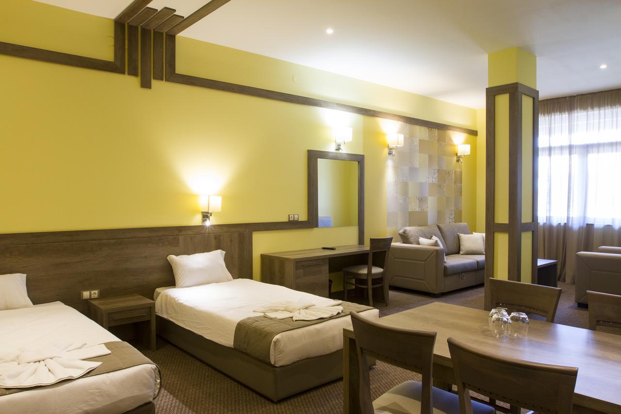 Hotel Etropolia Etropole Ngoại thất bức ảnh