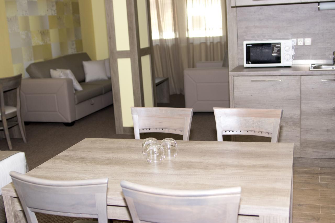 Hotel Etropolia Etropole Ngoại thất bức ảnh